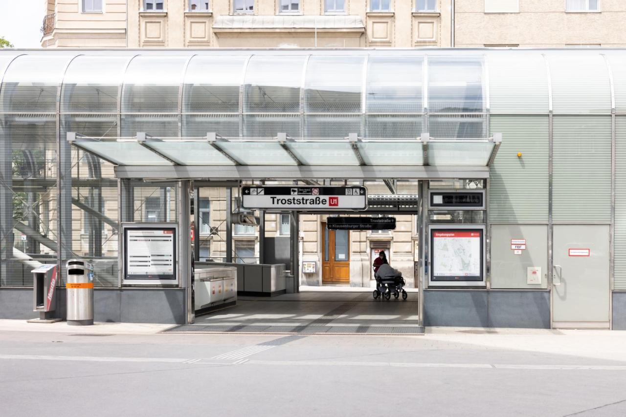 Spacious Vienna Central Station Residence ภายนอก รูปภาพ