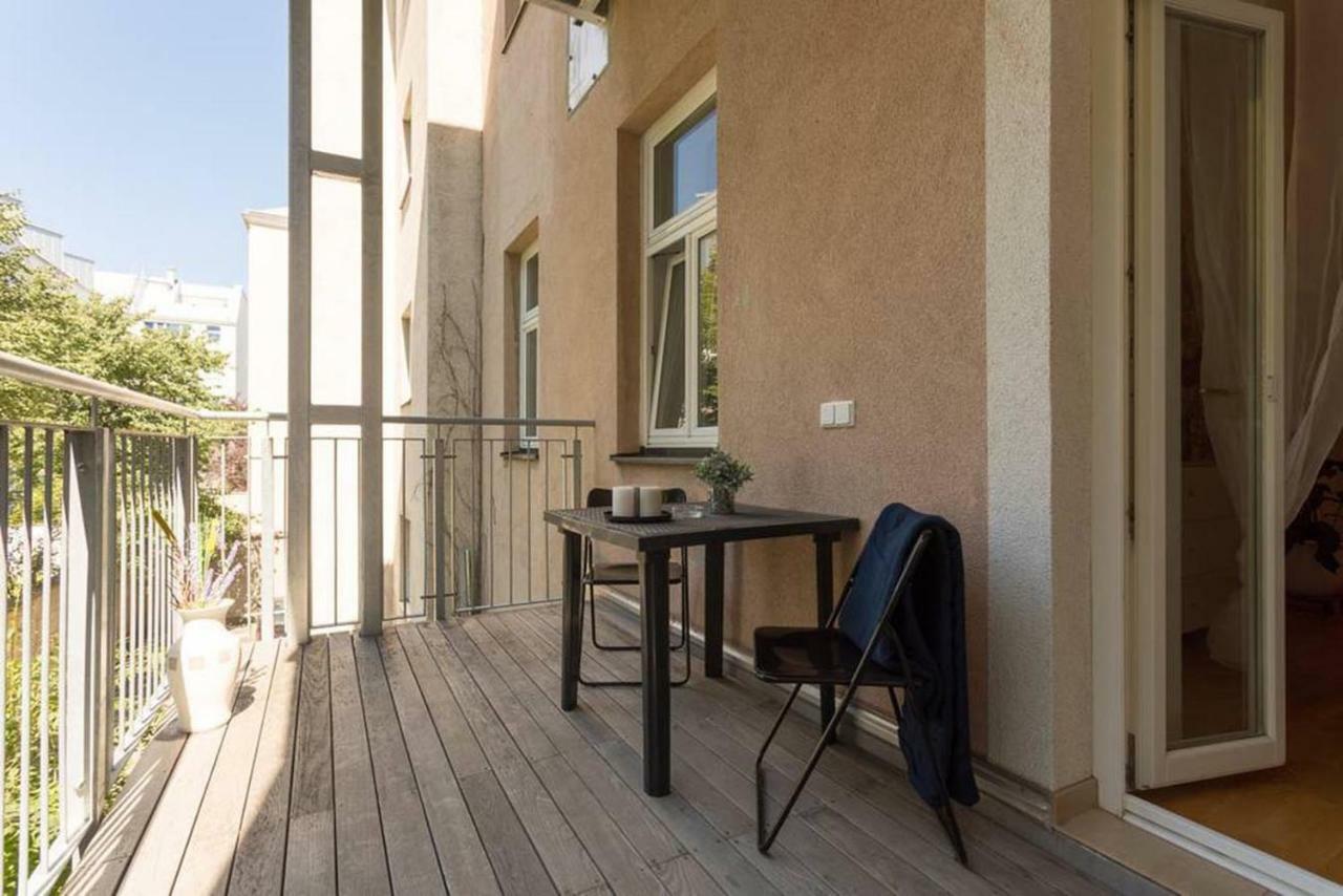 Spacious Vienna Central Station Residence ภายนอก รูปภาพ