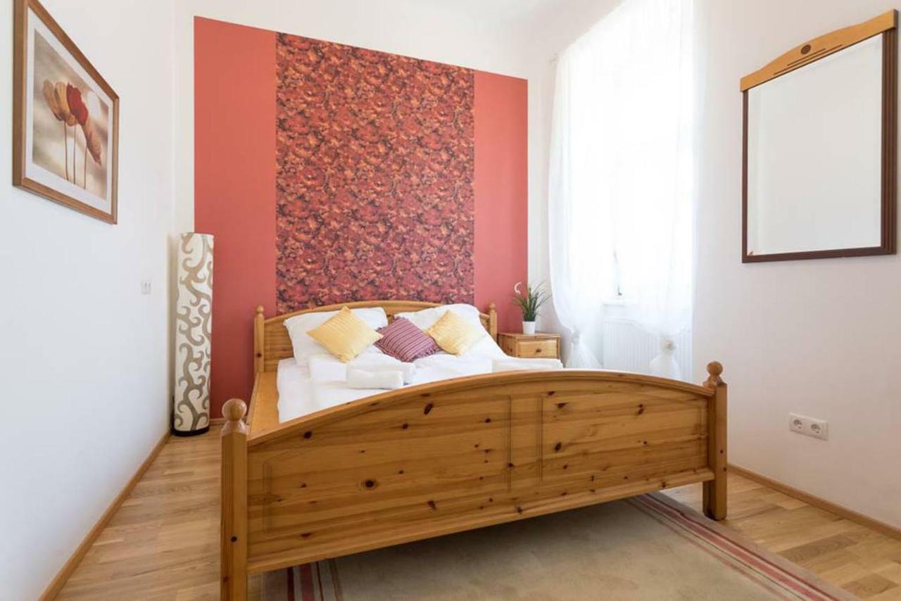 Spacious Vienna Central Station Residence ภายนอก รูปภาพ
